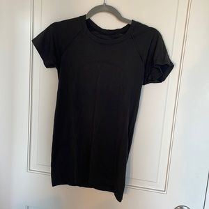 Lululemon top